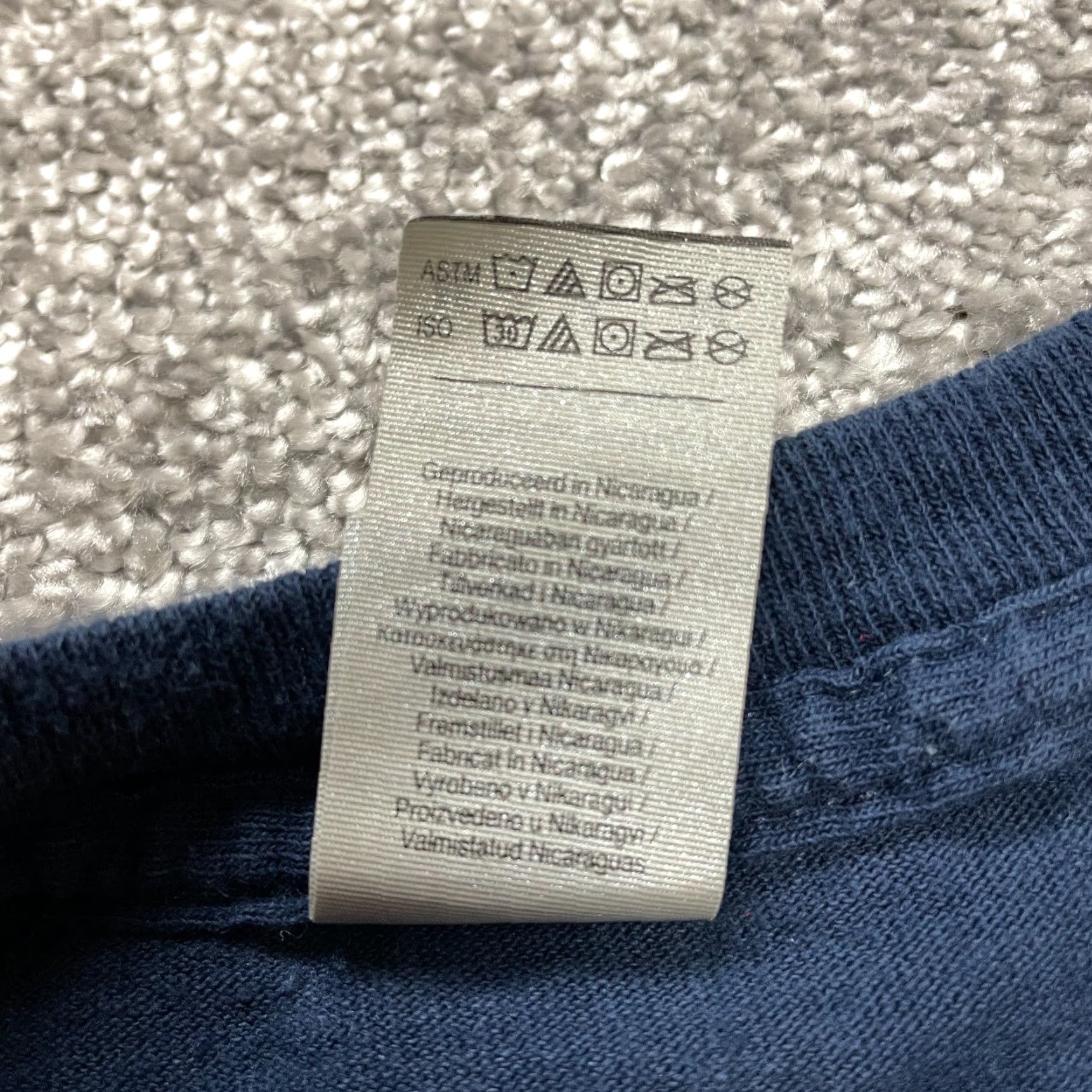 Gildan Gildan Shirt Adult Medium Blue Long Sleeve Crew Neck Logo Size US M / EU 48-50 / 2 - 4 Thumbnail