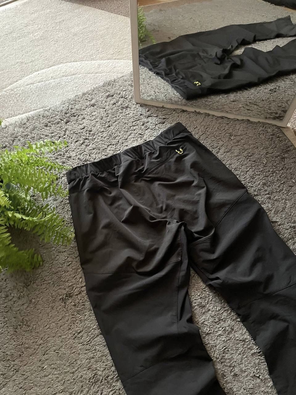 Salomon Salomon Pants Streetwear Gorpcore Outdoor Logo Rare Size US 36 / EU 52 - 11 Thumbnail