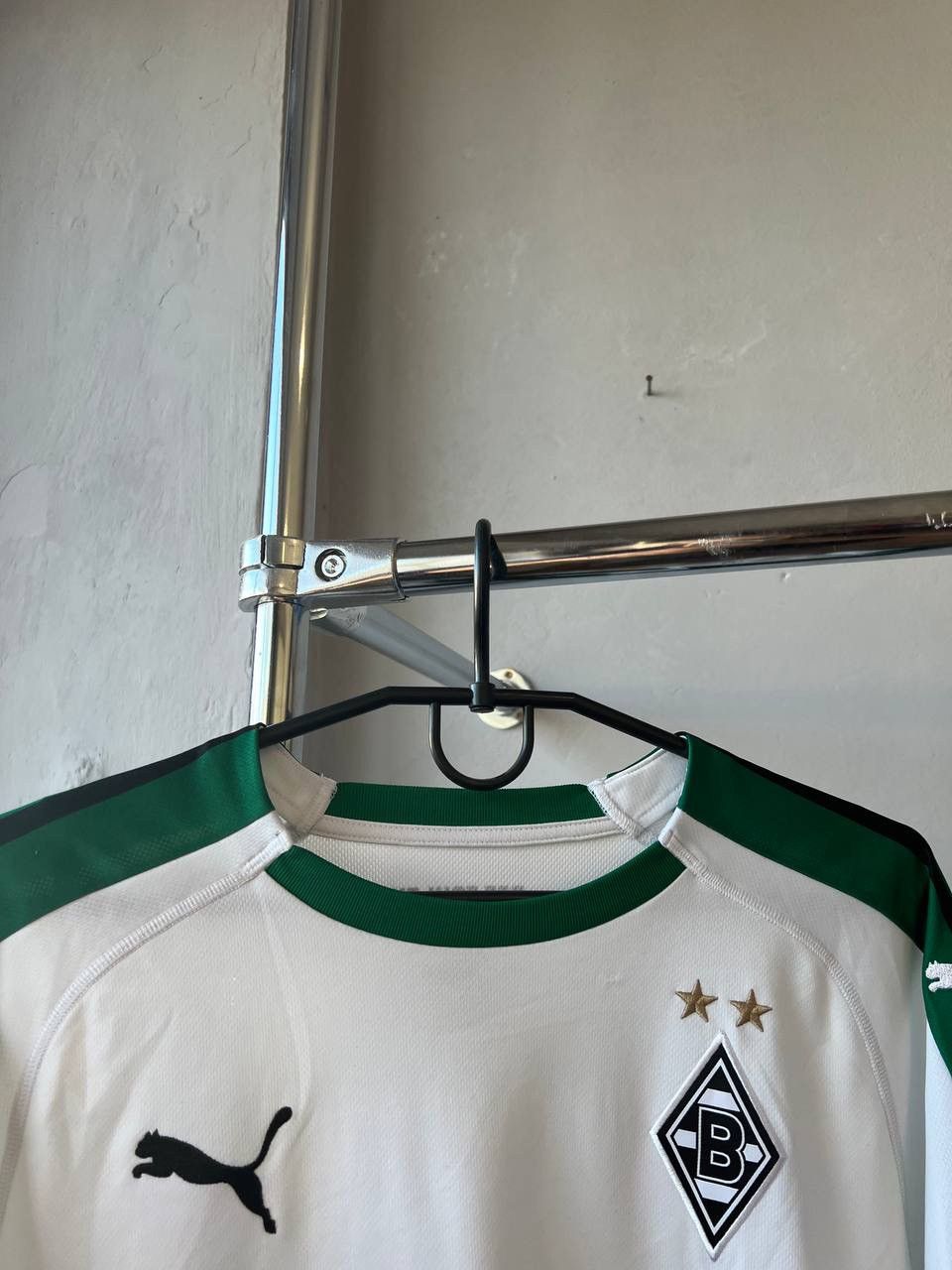 Puma 2018/19 BORUSSIA MONCHENGLADBACH HOME SOCCER FOOTBALL JERSEY Size US S / EU 44-46 / 1 - 4 Thumbnail