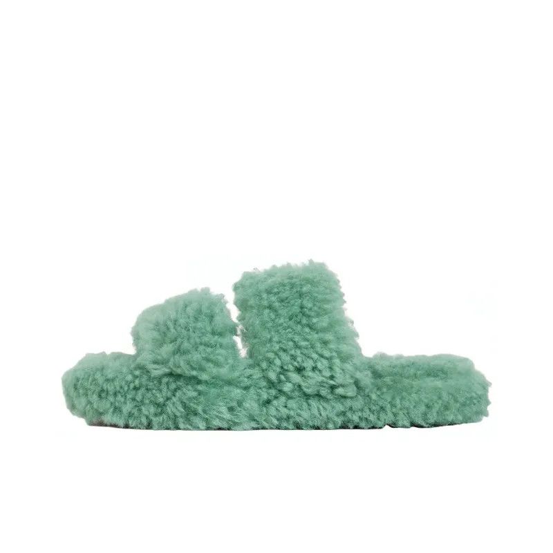 o1bcso1str0724 Triomphe Fur Slide Shearling in Water Green
