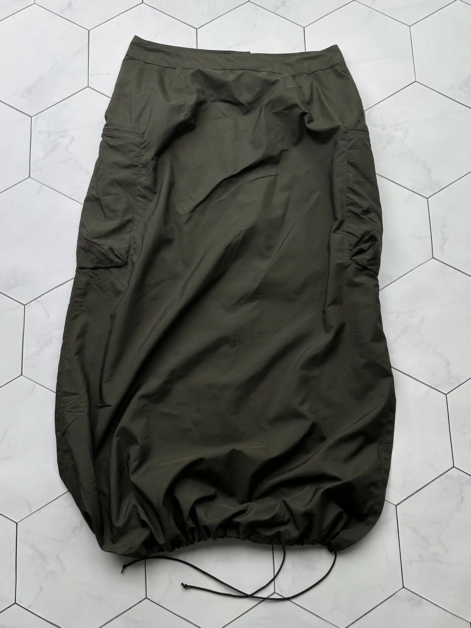 Japanese Brand Vintage Cargo Bondage Maxi Skirt (B468)E2 Size 28" / US 6 / IT 42 - 4 Thumbnail