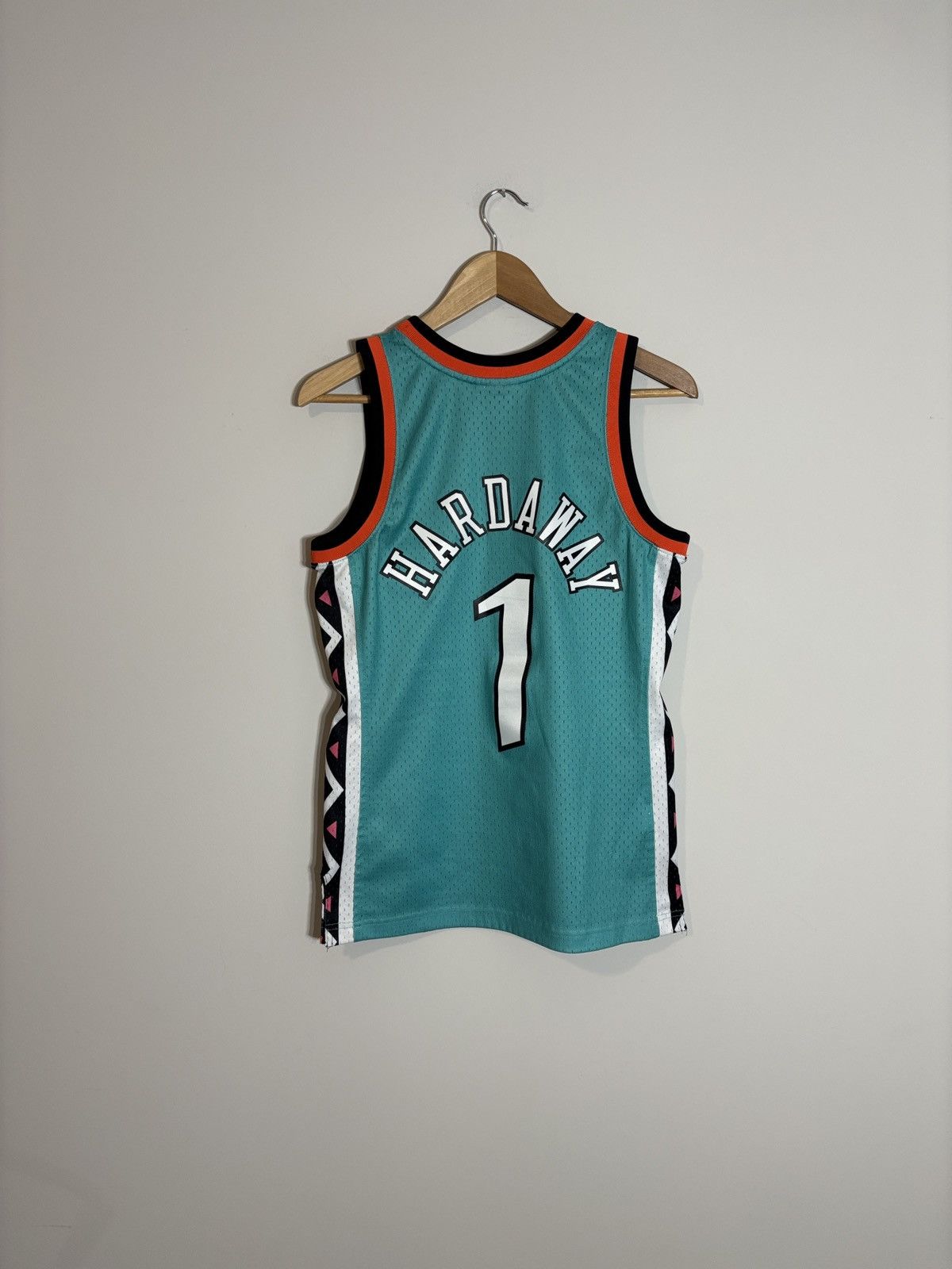 Mitchell & Ness Mitchell & Ness NBA 1996 All Star Anfernee Hardaway Jersey Size US S / EU 44-46 / 1 - 5 Thumbnail