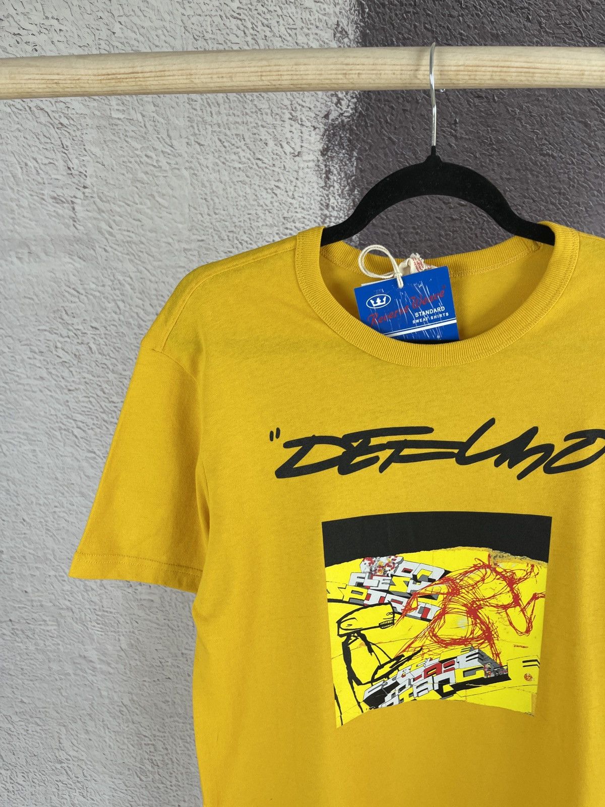 Champion De.Fu.Mo x Champion Futura yellow tee shirt BNWT! Size US S / EU 44-46 / 1 - 4 Thumbnail