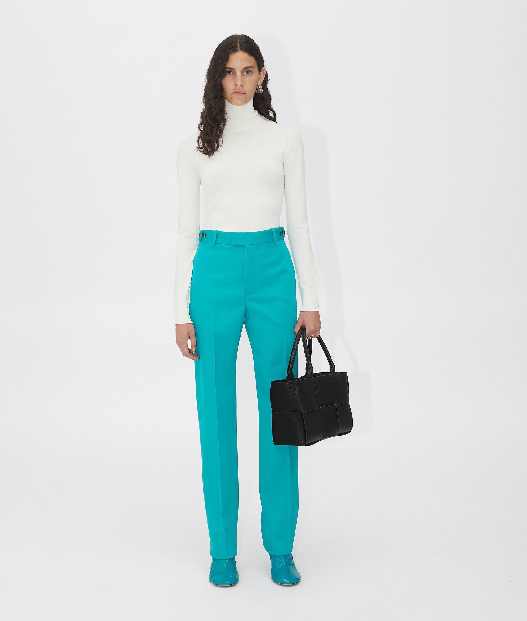 Bottega Veneta o1n1vont0325 Size: OS / Small Arco Tote Bag in Black Size ONE SIZE - 4 Thumbnail