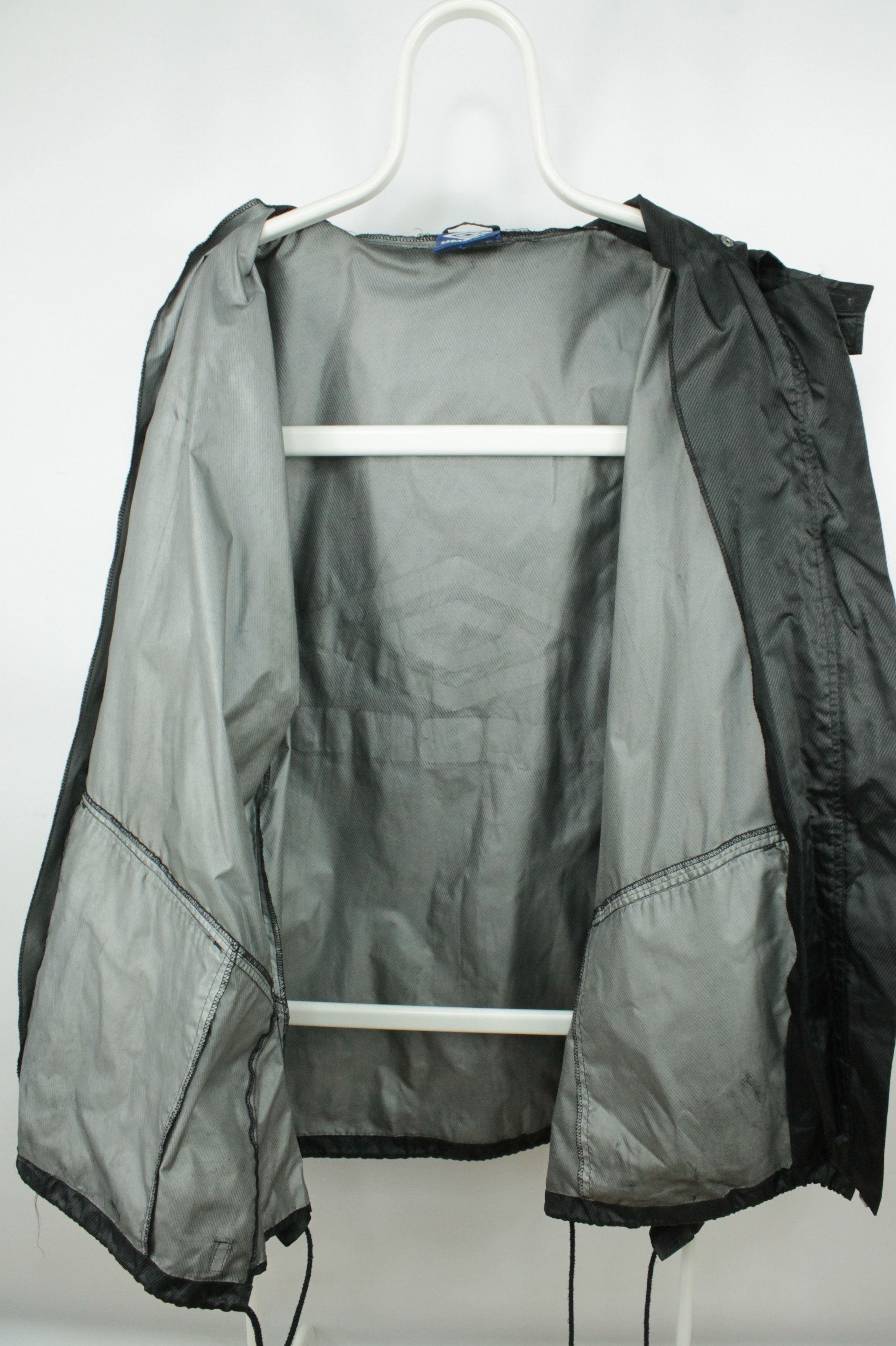 Umbro Vintage Umbro Pro Training Sportswear Rain Jacket Size US XL / EU 56 / 4 - 7 Thumbnail