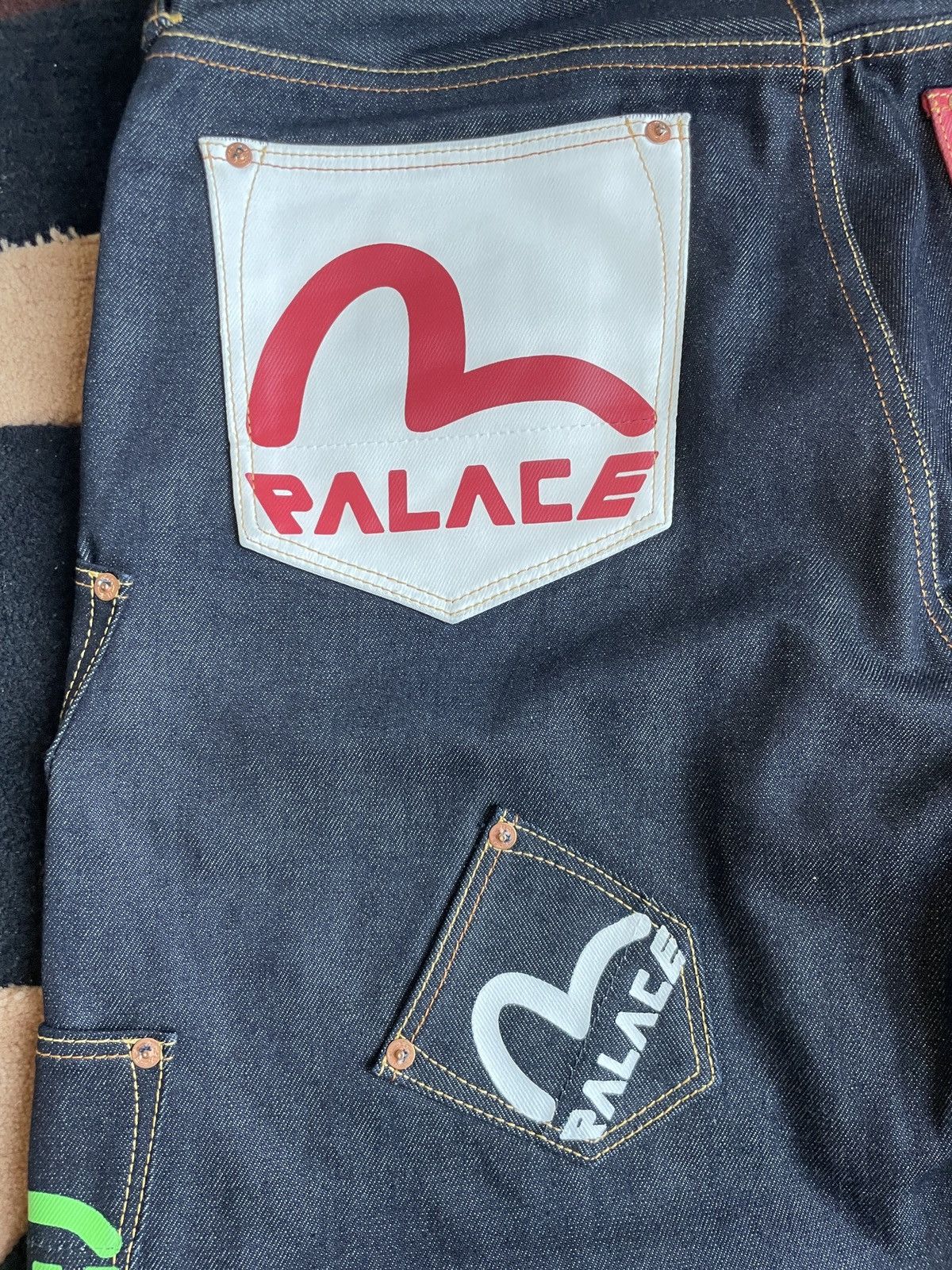 Evisu × Palace EVISU x PALACE multi-pocket jeans limited edition Size US 34 / EU 50 - 3 Thumbnail