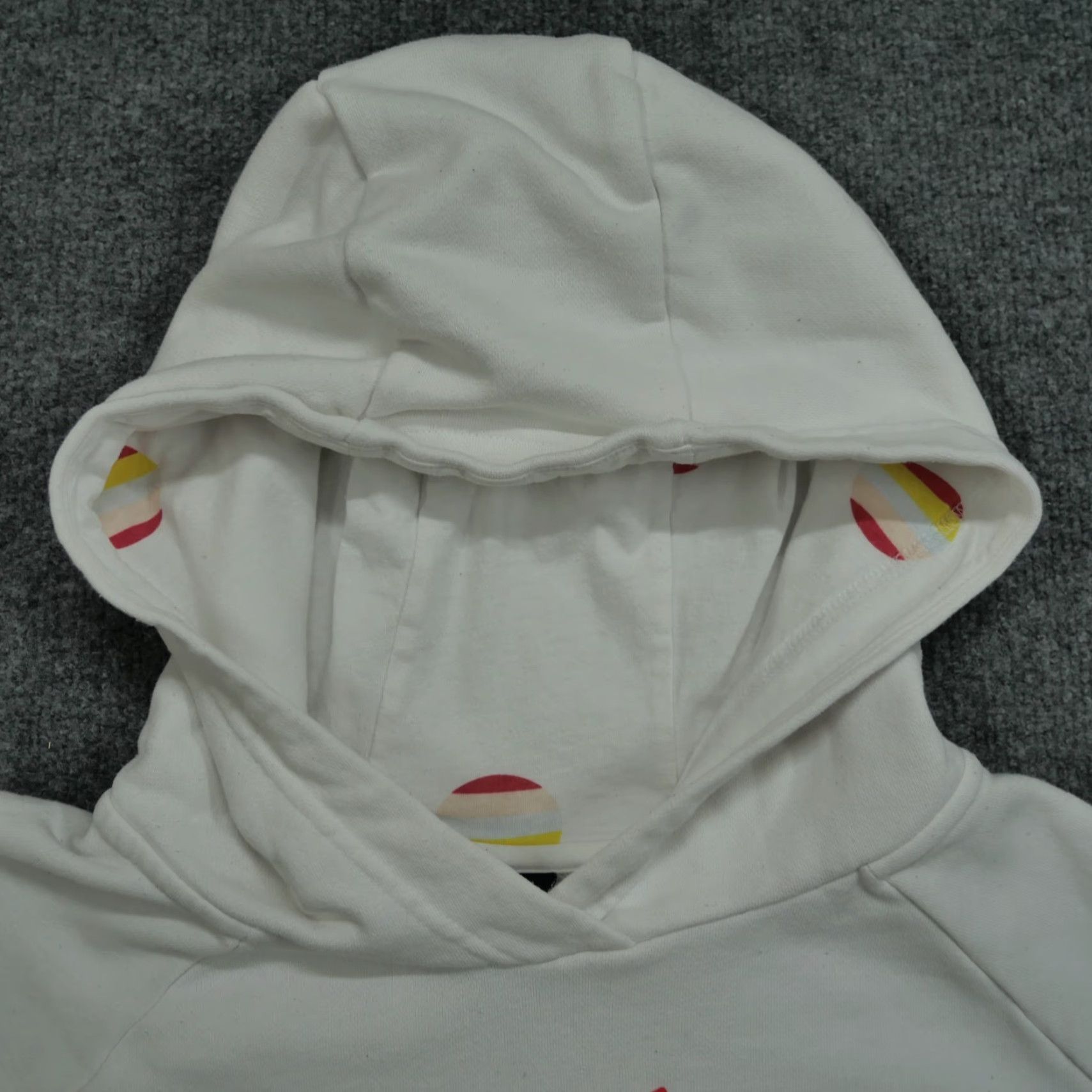 Nike VINTAGE Nike Hoodie Womens XL White Pullover Kangaroo Pocket Rainbow Script Spell Out Size XL / US 12-14 / IT 48-50 - 3 Thumbnail