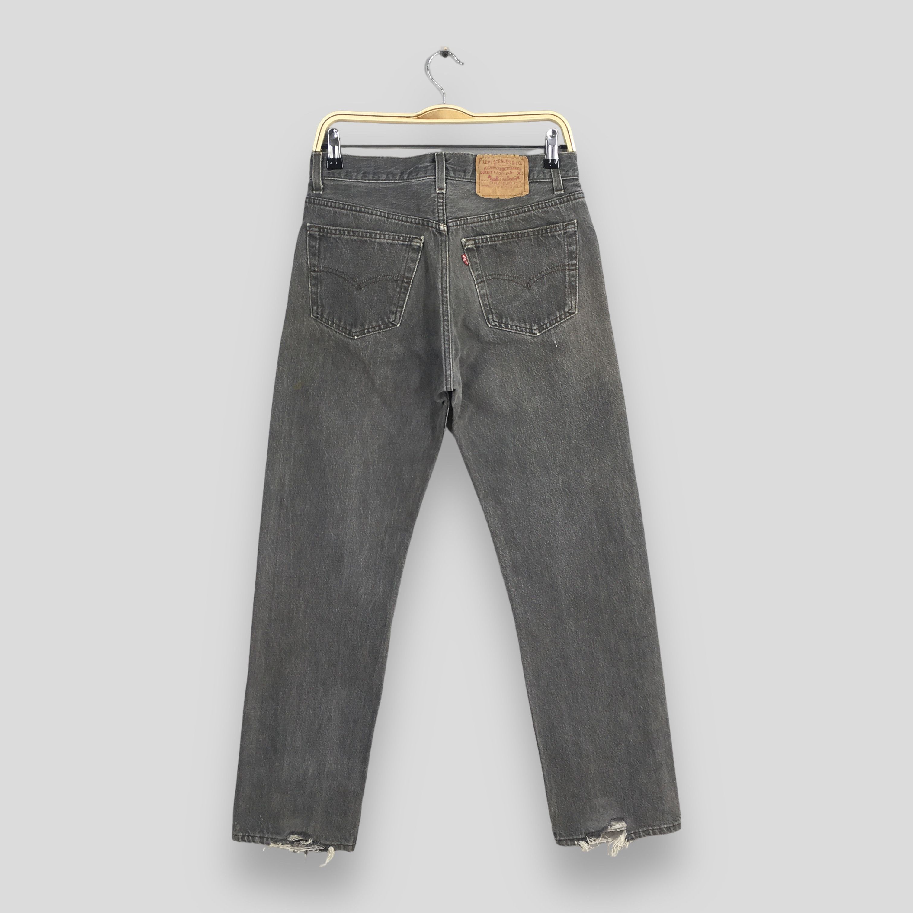 Levi's Size 28x29 Vintage 80s Levi's 501 Black Jeans S748 Size US 28 / EU 44 - 8 Thumbnail