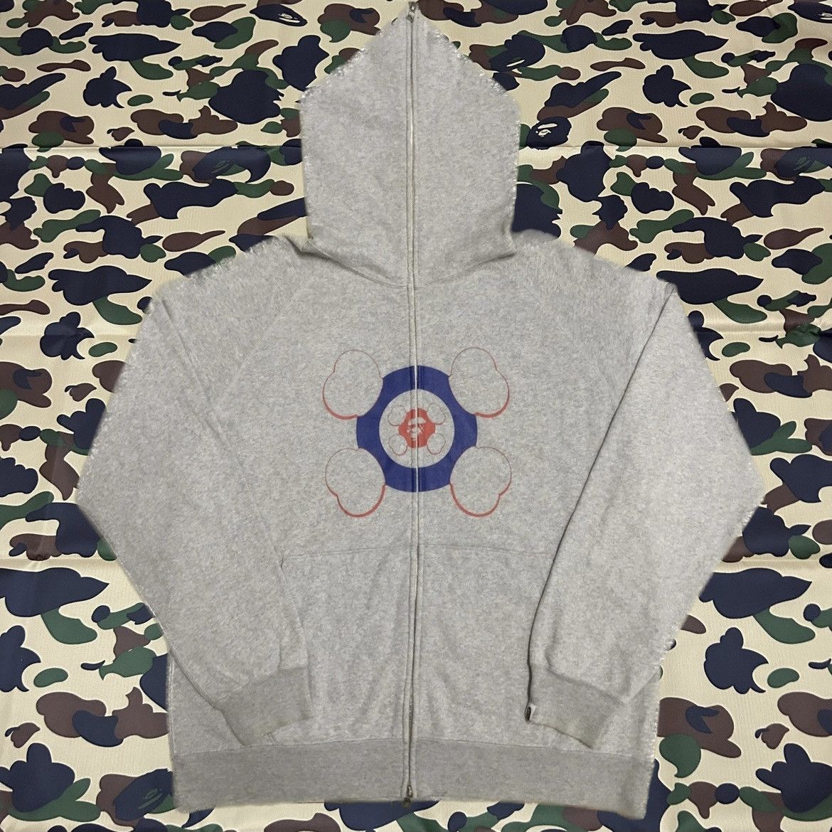 Bape × Kaws Bape x Kaws Pullover Hoodie Size US XL / EU 56 / 4 - 1 Thumbnail