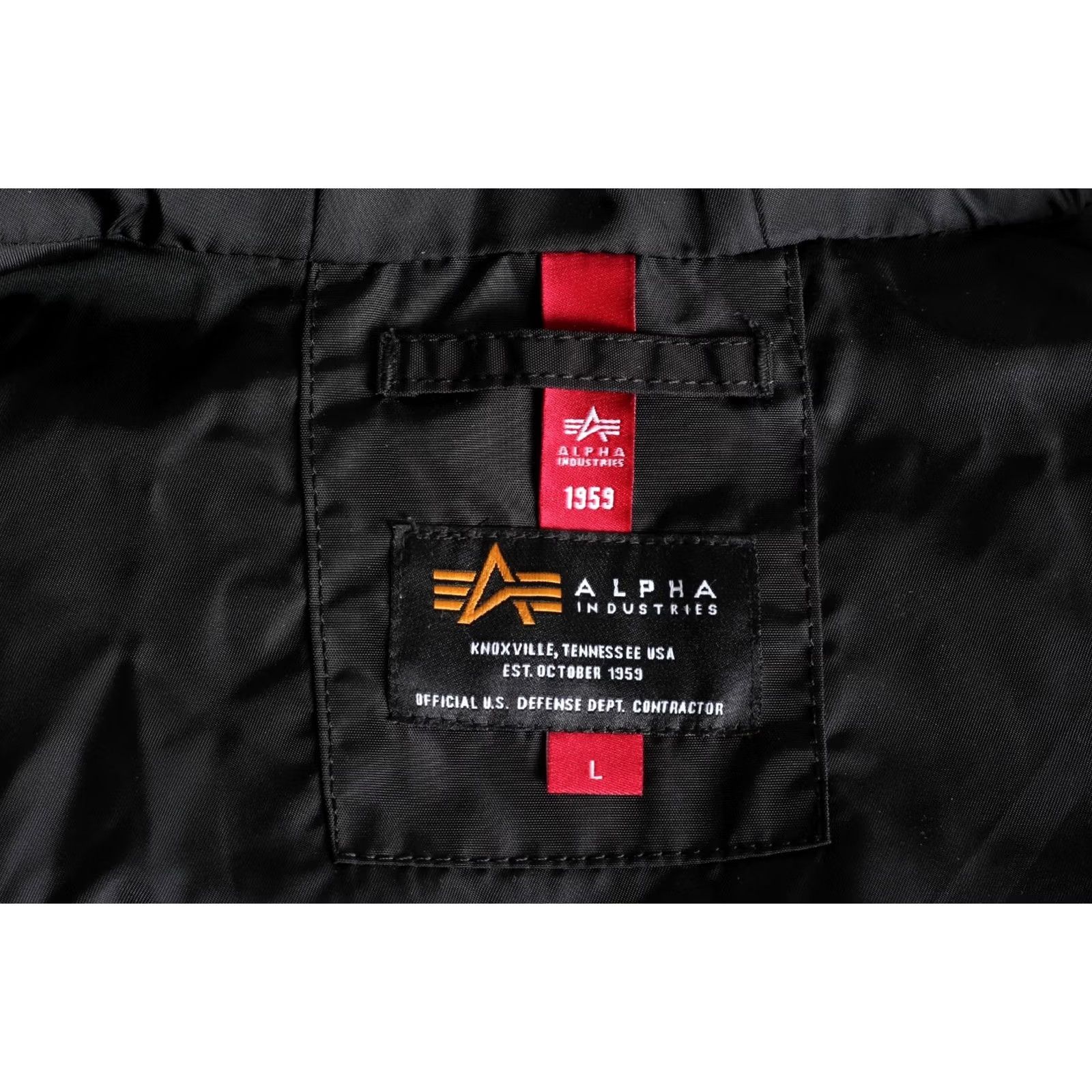 Alpha Industries ALPHA INDUSTRIES Hooded Bomber Jacket Men Size L MJ6311 Size US L / EU 52-54 / 3 - 7 Thumbnail