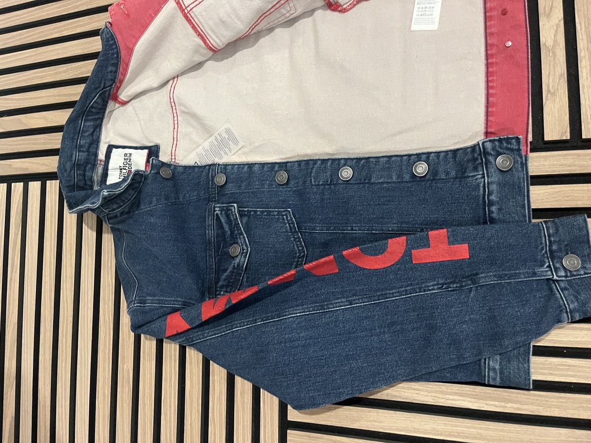 Tommy Hilfiger Vintage Tommy Hilfiger Men Red Blue Denim Button Size US S / EU 44-46 / 1 - 6 Thumbnail
