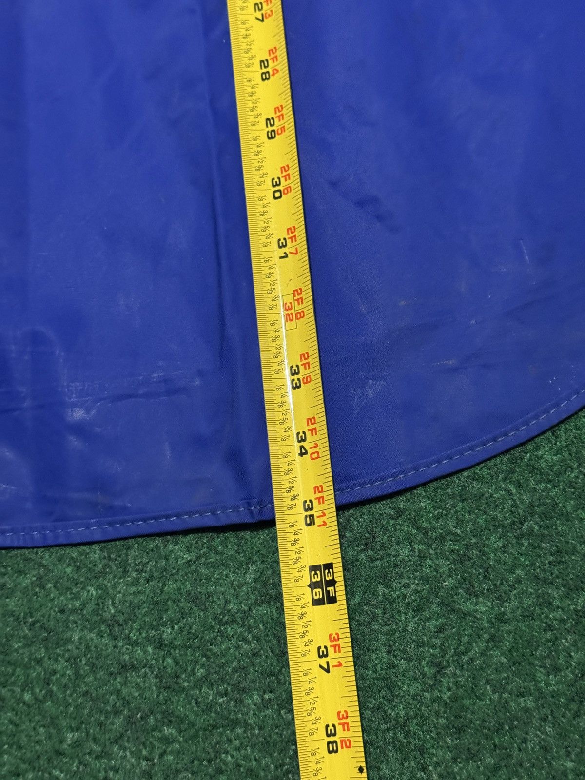 Vintage Buffalo Bills M Vinyl Rain Coat Jacket Poncho Vintage NFL Size US M / EU 48-50 / 2 - 6 Thumbnail