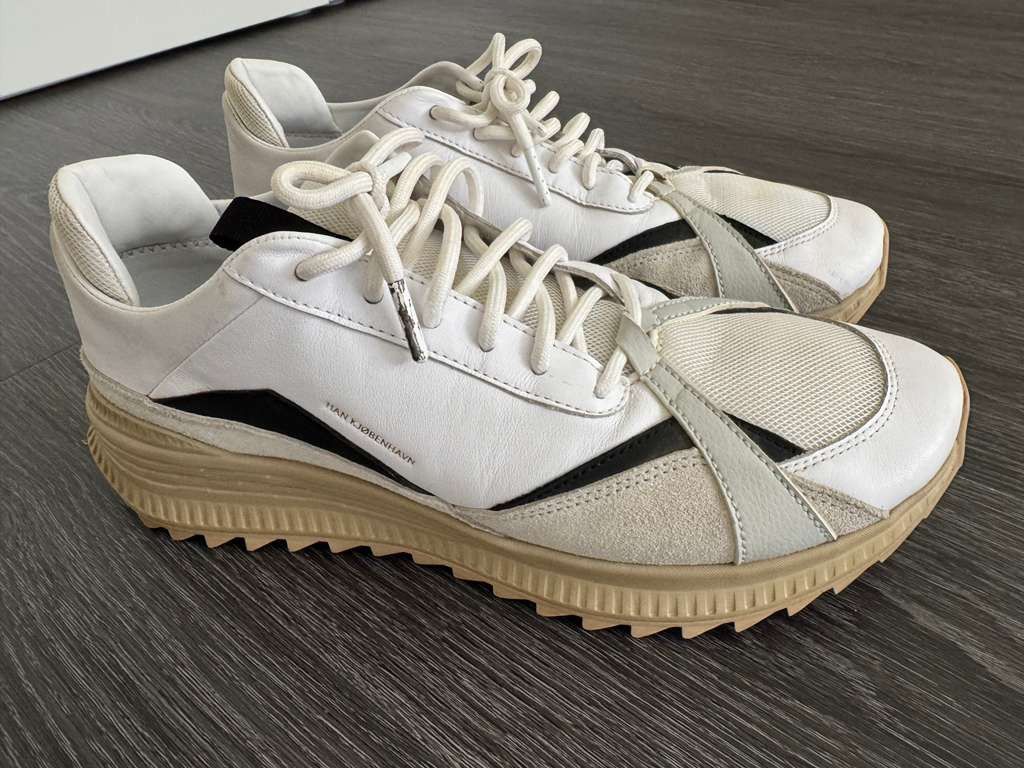 Han Kjobenhavn Han Kjobenhavn x Puma Avid Han White Safari Sneakers Size US 10 / EU 43 - 1 Thumbnail