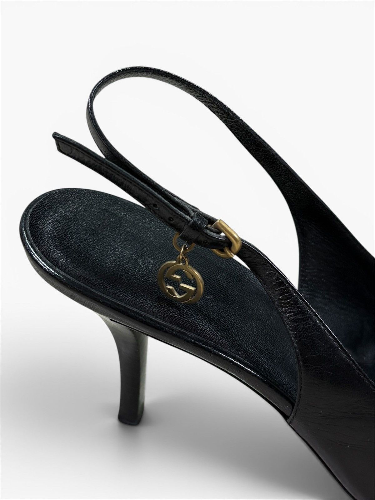 Gucci Logo Pendant Heels by Gucci Size US 7 / IT 37 - 4 Thumbnail