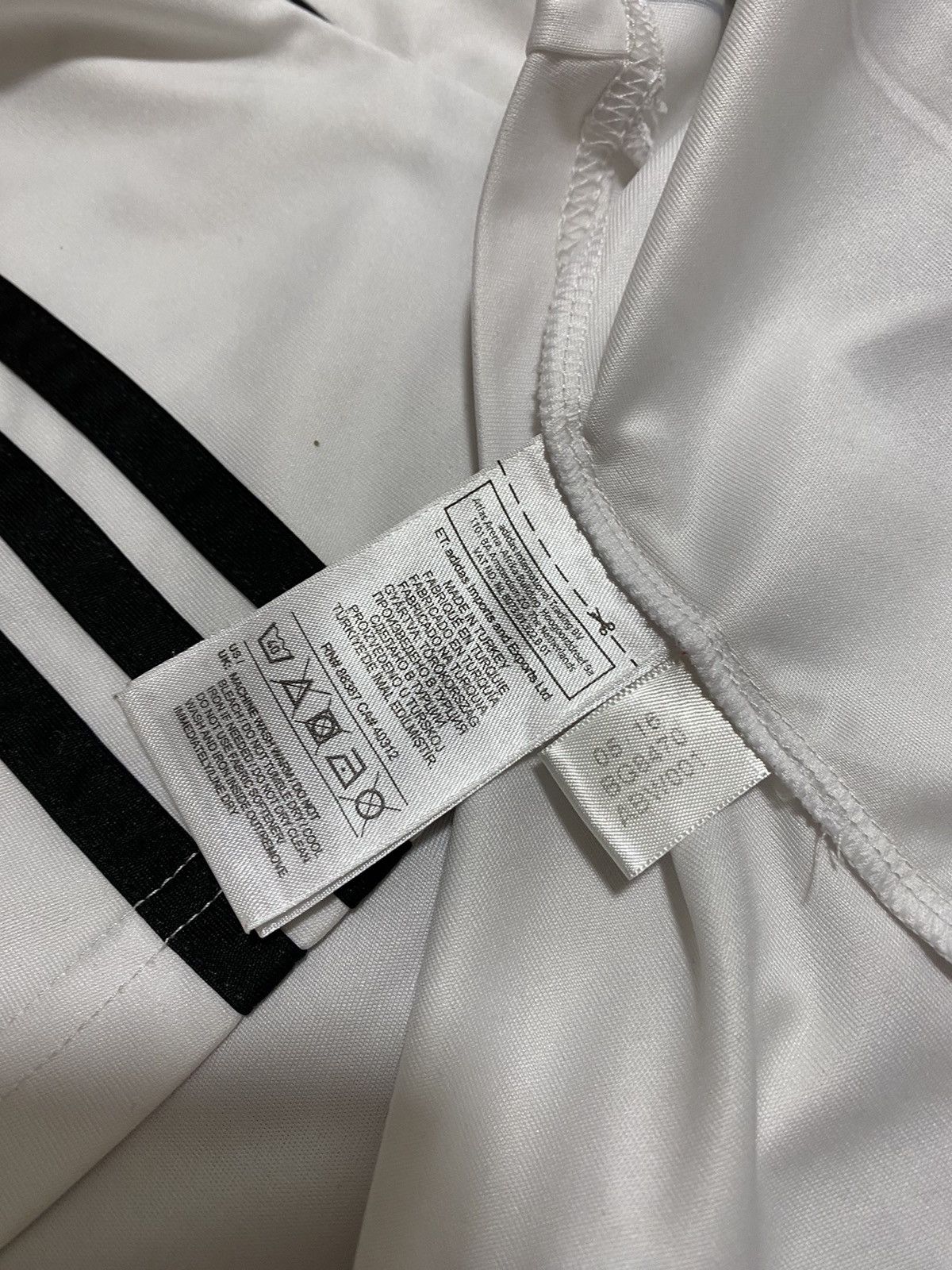 Adidas × Vintage Vintage 2016 Adidas FC Besiktas #99 Martin JR Soccer Jersey Size US L / EU 52-54 / 3 - 12 Thumbnail