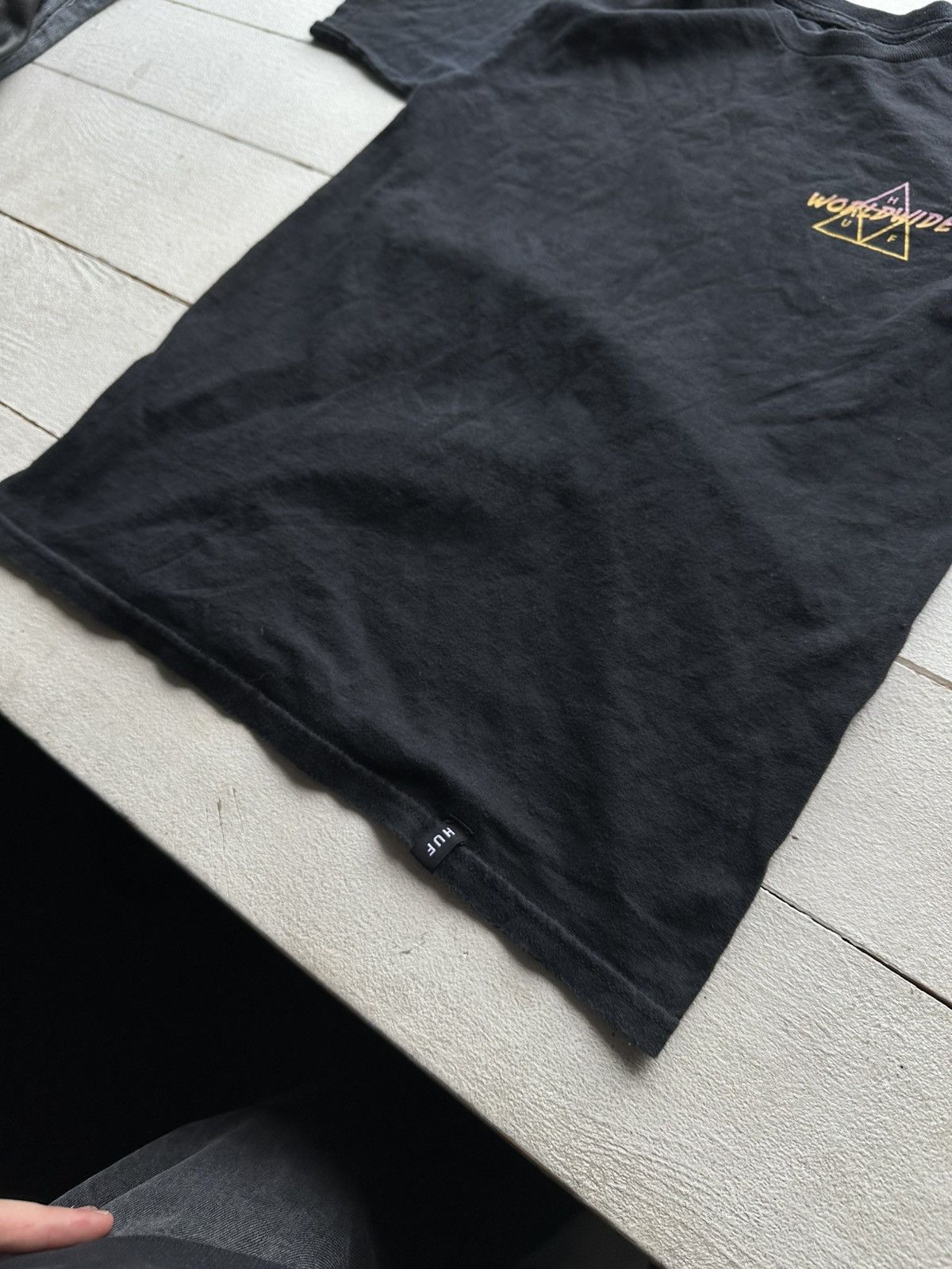 Huf × Vintage ❗️HUF vintage 90s BIG LOGO t shirt sk8 rap black Size US S / EU 44-46 / 1 - 9 Thumbnail