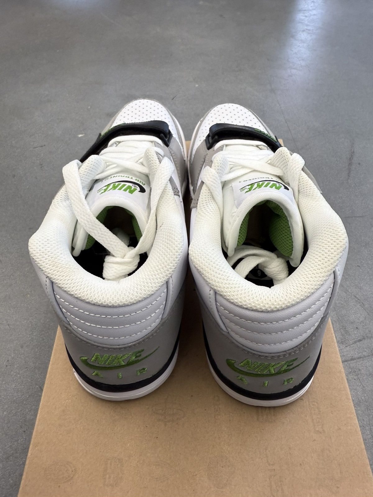 Nike 2012 Nike Air Trainer 1 Chlorophyll Size US 9 / EU 42 - 6 Thumbnail