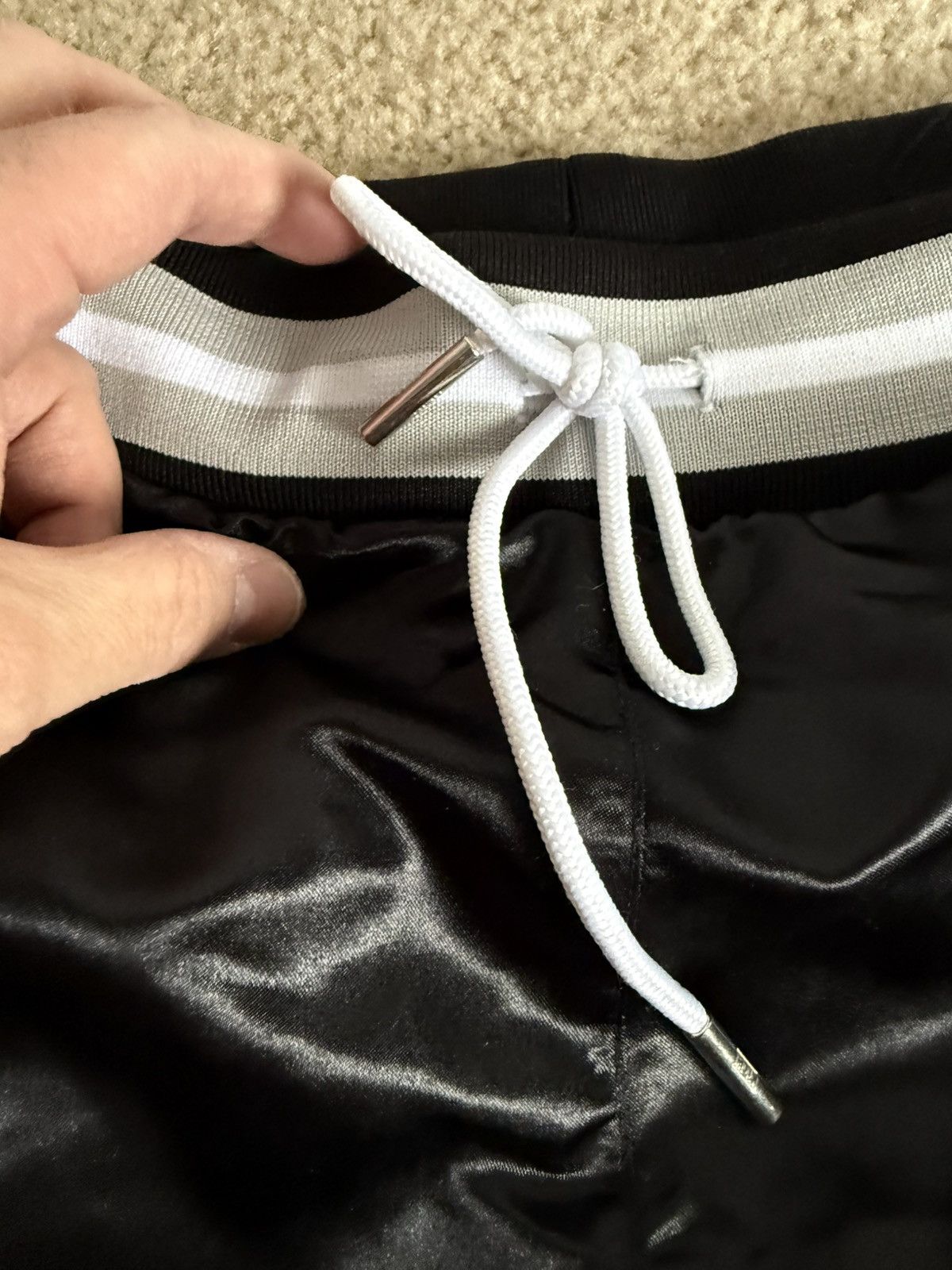 Kith Kith x Mitchell & Ness Satin Warm-Up Pants - XL Size US 36 / EU 52 - 3 Thumbnail