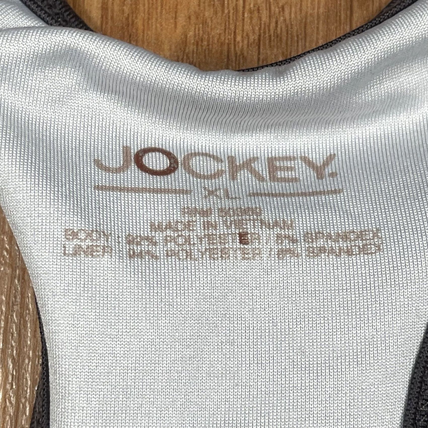 Jockey Jockey Sports Bra Women's XL Gray Racerback Stretchy Athletic Shirt? Size ONE SIZE - 6 Thumbnail