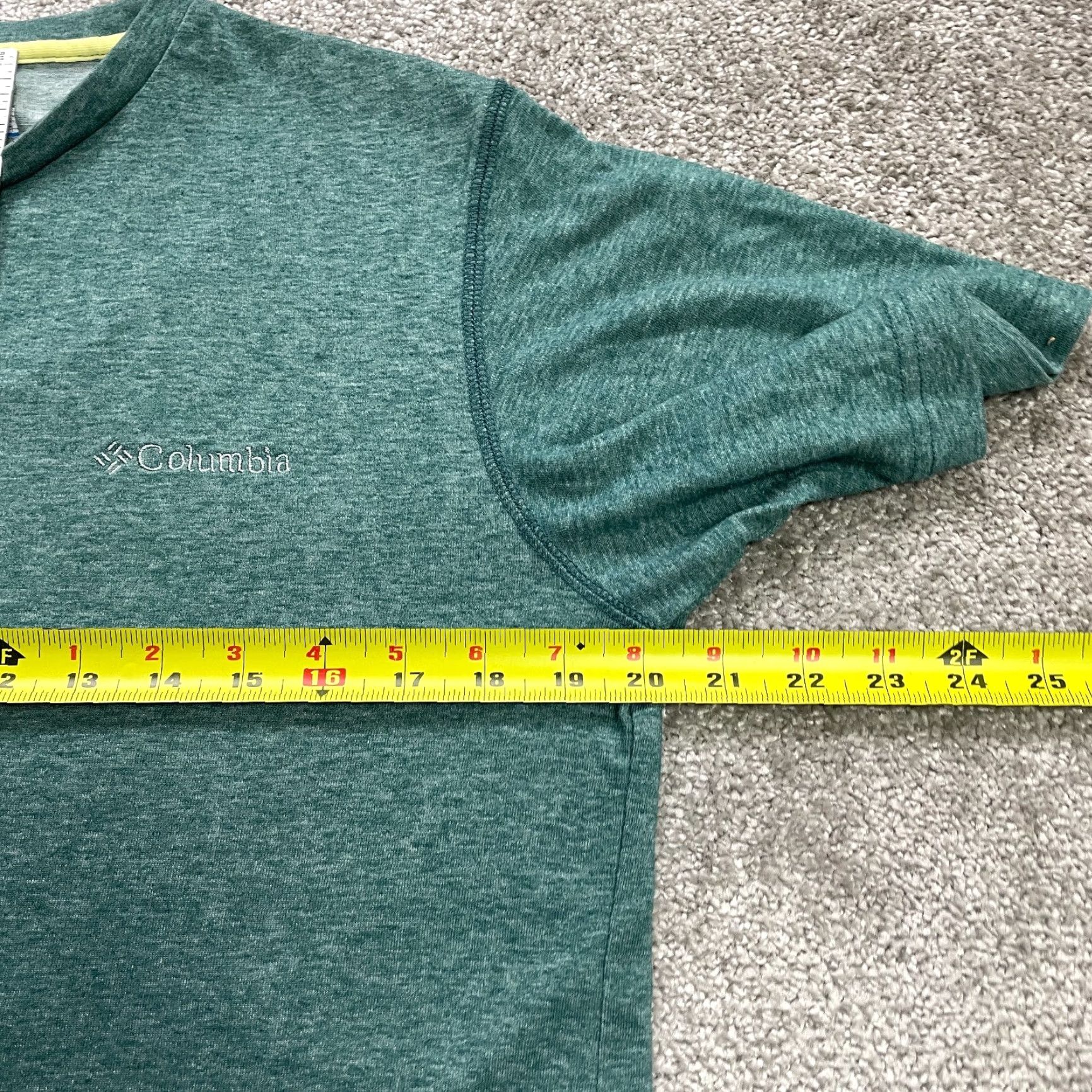 Vintage Columbia Omni Wick T-Shirt Mens Small Green Crew Neck Short Sleeve Casual Tee Size US S / EU 44-46 / 1 - 6 Thumbnail