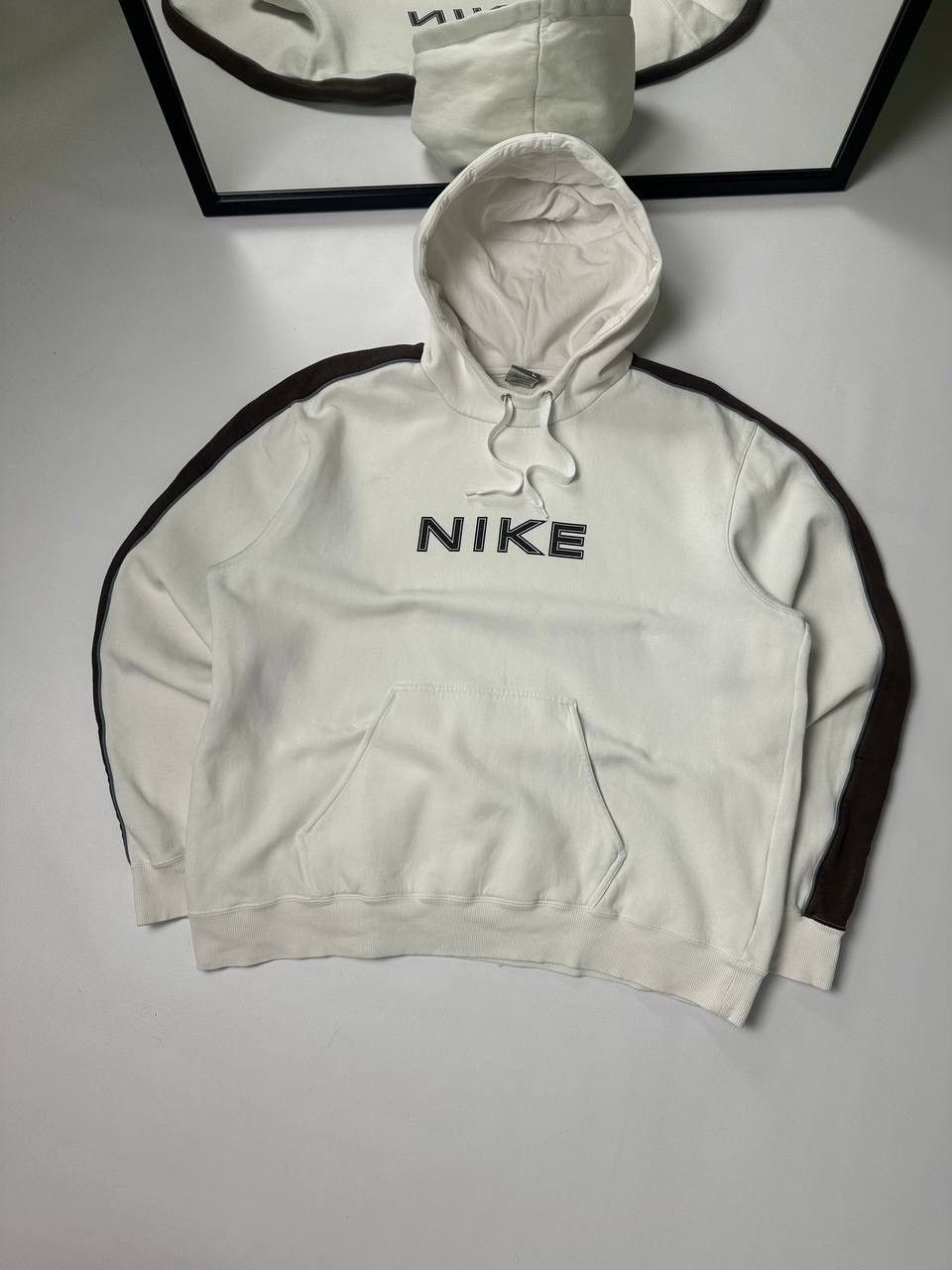 Nike × Vintage Vintage Nike Brown/White Boxy Hoodie Travis Size US L / EU 52-54 / 3 - 1 Thumbnail