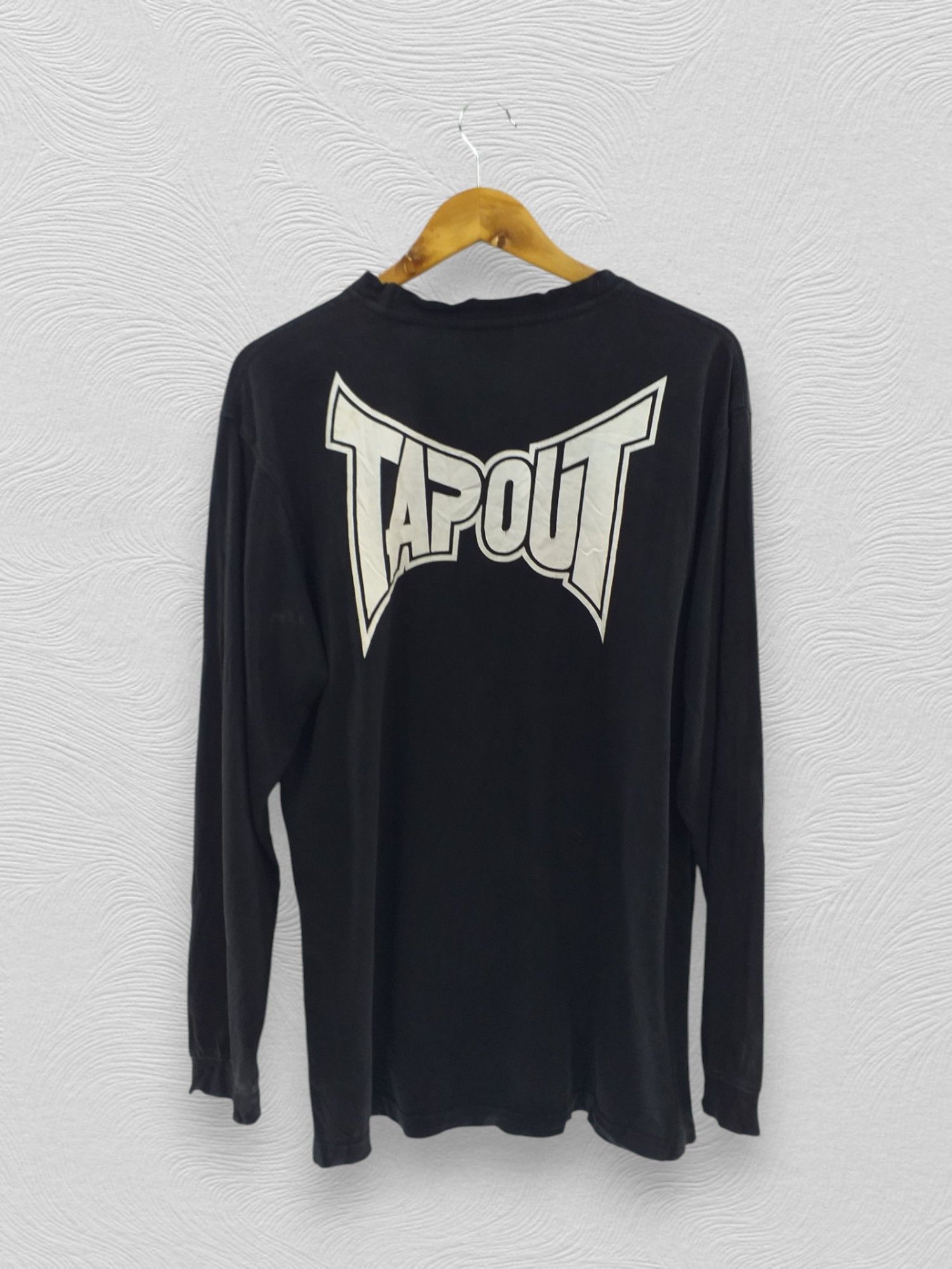 Japanese Brand Vintage Tapout Graphic Big Logo XLarge T Shirt -A086 Size US XL / EU 56 / 4 - 2 Thumbnail