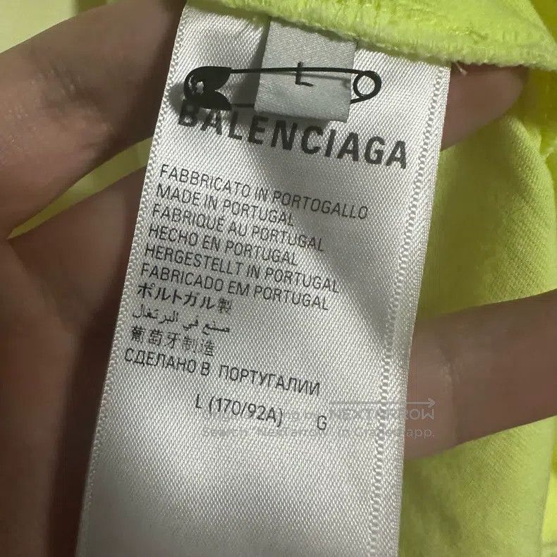 Balenciaga Balenciaga Tape short-sleeve, size L Size US L / EU 52-54 / 3 - 3 Thumbnail
