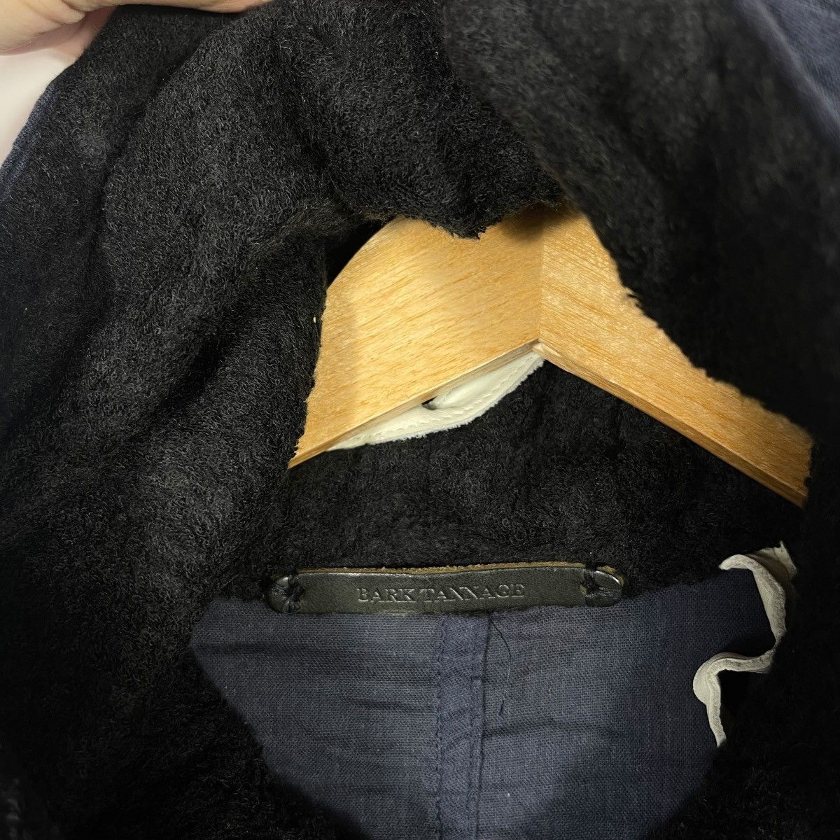 Vintage Bark Tannage Hooded Jacket Navy Horse Leather Trim Japanese Size S / US 4 / IT 40 - 3 Thumbnail