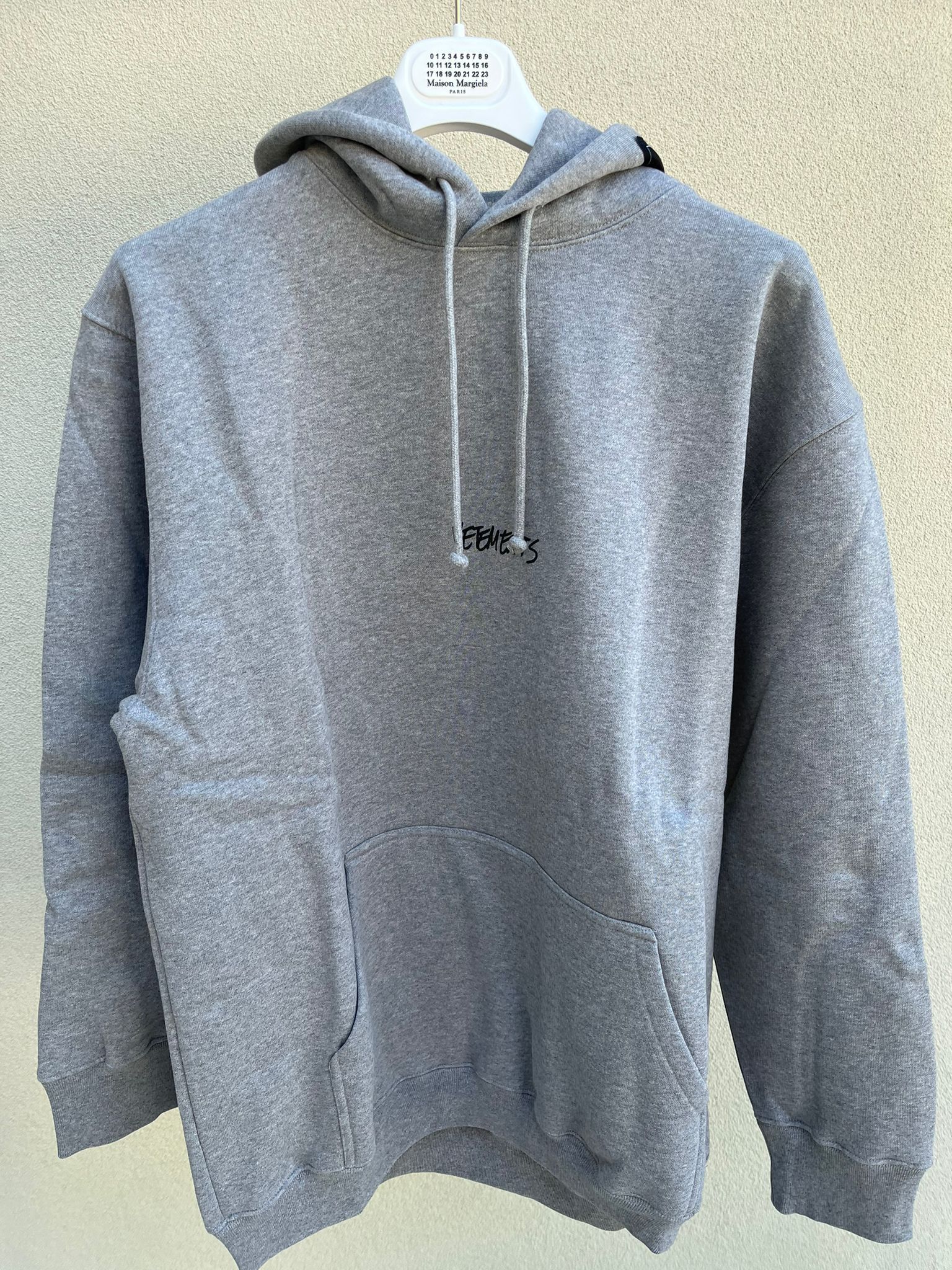 Vetements Written Logo Hoodie in Grey Size US XL / EU 56 / 4 - 2 Thumbnail