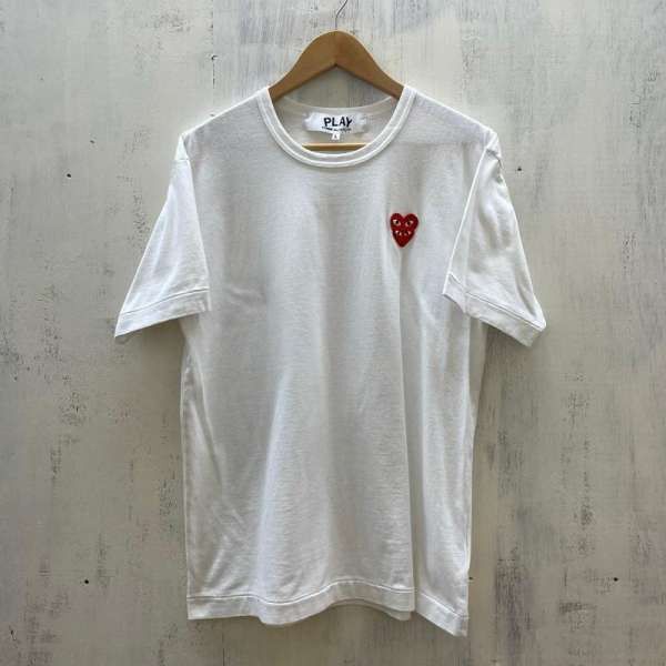 Comme des Garcons PLAY T-Shirts Cotton Short Sleeve Embroidered Heart White Size US L / EU 52-54 / 3 - 1 Thumbnail