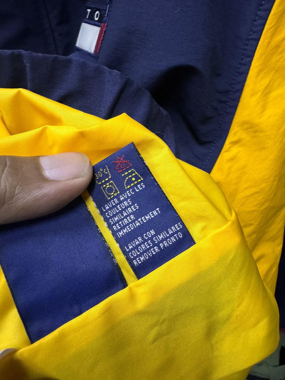 Tommy Hilfiger Tommy Hilfiger Colourful Streetwear Sailing Gear Jacket Size US L / EU 52-54 / 3 - 12 Thumbnail