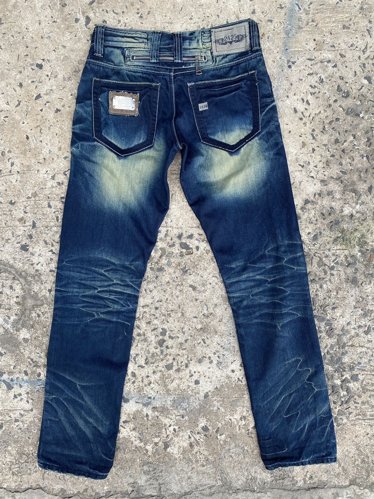 Japanese Brand Vintage Distressed 2426 Jeans Fedding Denim Size US 31 - 12 Thumbnail