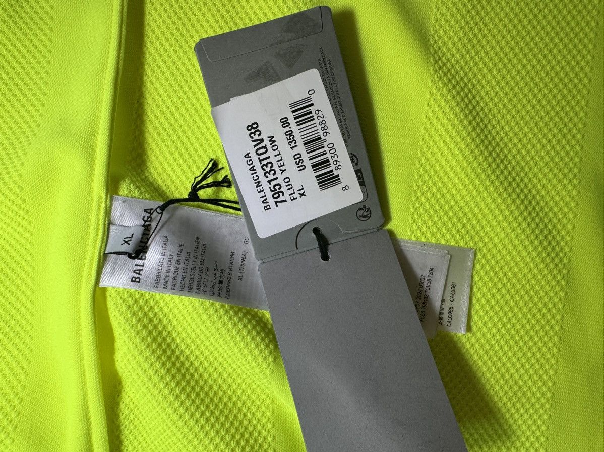 Balenciaga Balenciaga Fluo Yellow Striped Mesh Shirt Size XL Size US XL / EU 56 / 4 - 18 Thumbnail