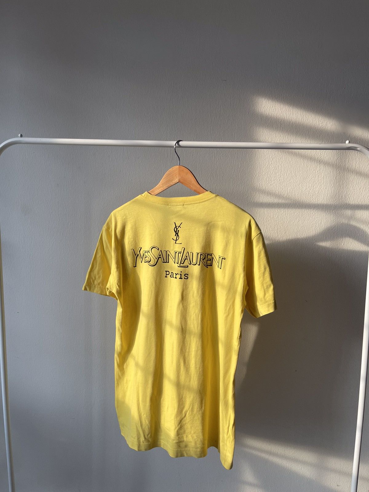 Yves Saint Laurent 90s Yves Saint Laurent Paris Back Logo Tee Size US M / EU 48-50 / 2 - 6 Thumbnail
