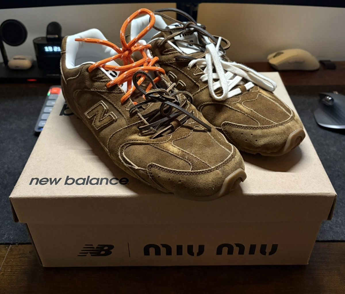 New Balance Zip 8505 Brown Sneakers Shoes Men’s Size 10  Dead Stock !! New Balance New Balance Zip 8505 Brown Sneakers Shoes Men main image 2