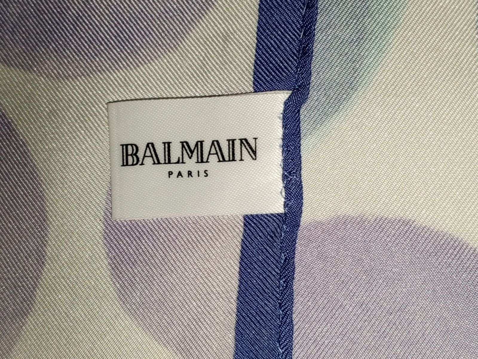Pierre Balmain PIERRE BALMAIN PARIS Abstract Geometric Purple Silk Scarf Size ONE SIZE - 6 Thumbnail