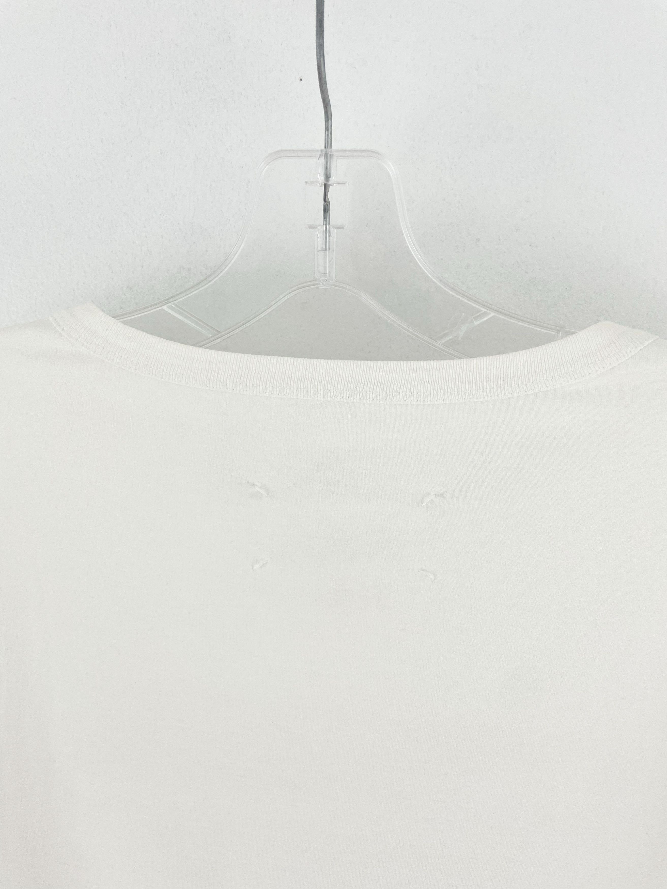 Maison Margiela SS20 Fake News T-Shirt Size US L / EU 52-54 / 3 - 10 Thumbnail