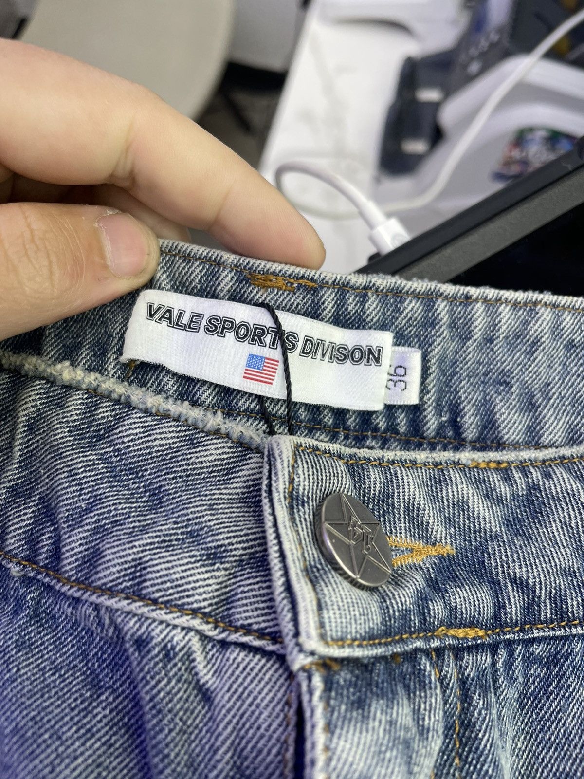 Vale Vale lives “collage” painter jeans Size US 36 / EU 52 - 3 Thumbnail