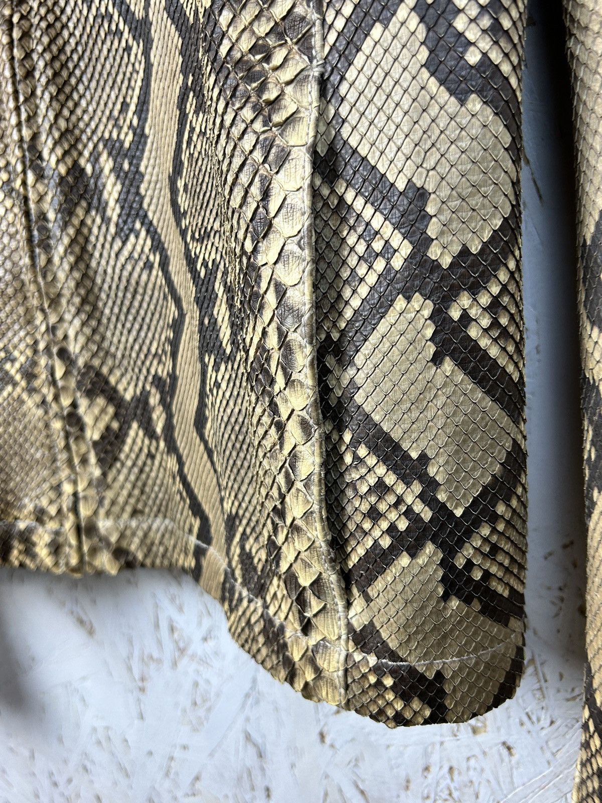 Gucci Tom Ford Gucci 2000 Runway Python Leather Jacket Size 40 Size M / US 6-8 / IT 42-44 - 4 Thumbnail