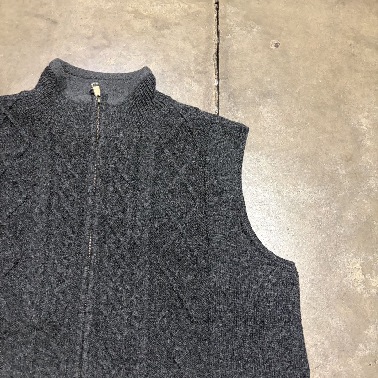 Aran Sweater Market Aran Sweater Market Wool Vest Cable Knit Zip Up Fisherman Size US XXL / EU 58 / 5 - 5 Thumbnail