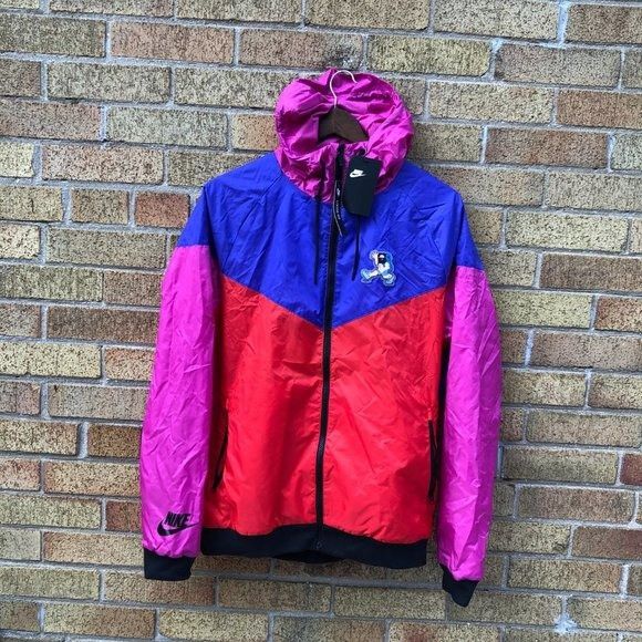 BNWT Nike Heritage Windrunner Jacket Large