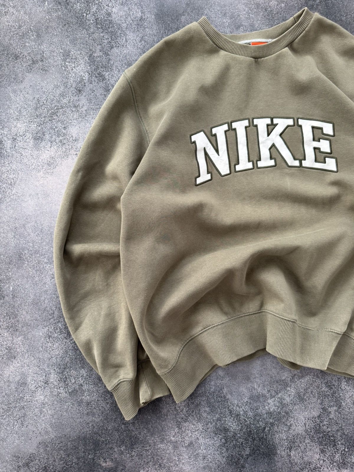 Nike Vintage Nike Big Logo Baggy Crewneck Sweatshirt Size US XL / EU 56 / 4 - 2 Thumbnail