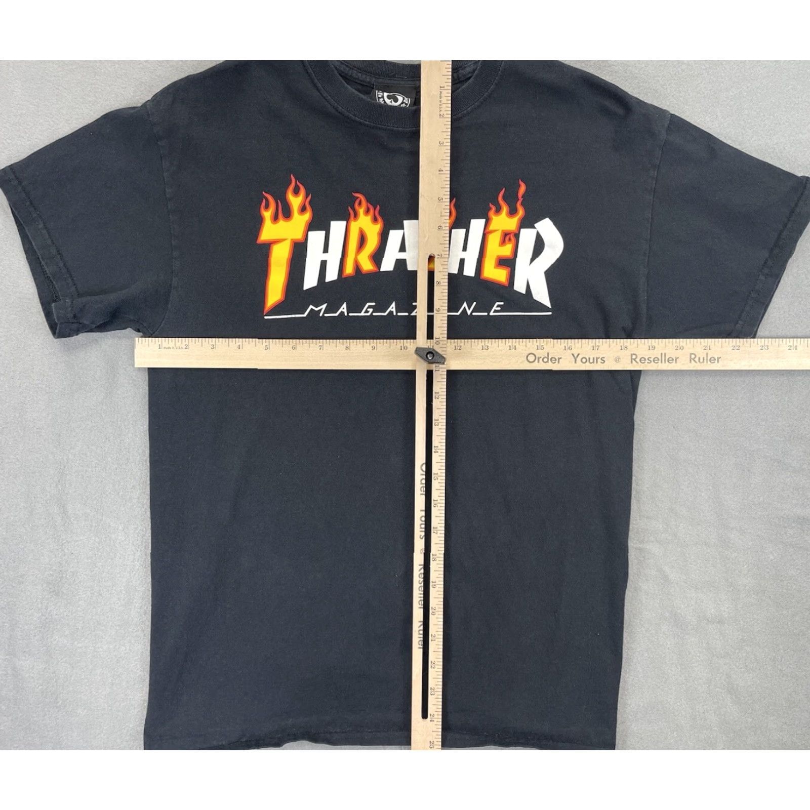 Thrasher VINTAGE Thrasher Shirt Men M Black Skate Logo Distressed Retro T-Shirt Popular 90s Womens? Size US M / EU 48-50 / 2 - 3 Thumbnail