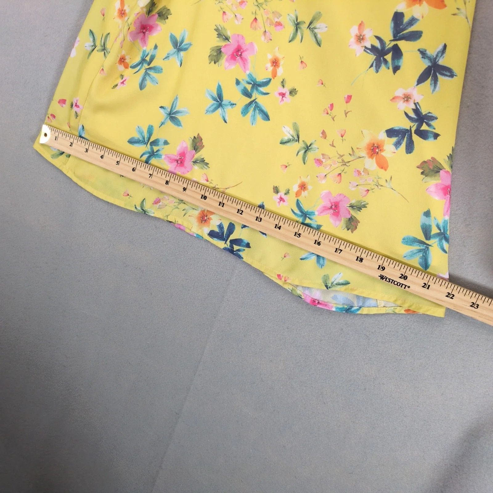 Other Peach Love California Yellow Floral Camisole Top Cami Tank S Size S / US 4 / IT 40 - 6 Thumbnail