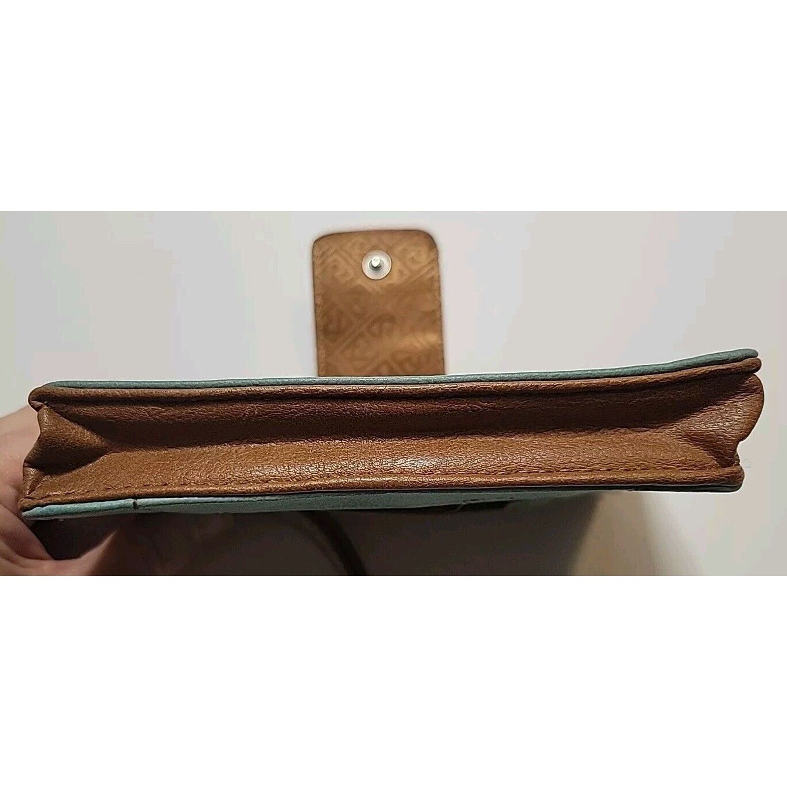 Fossil Vintage RELIC Fossil Zip Snap ID Wristlet Pebbled Leather Size ONE SIZE - 9 Thumbnail