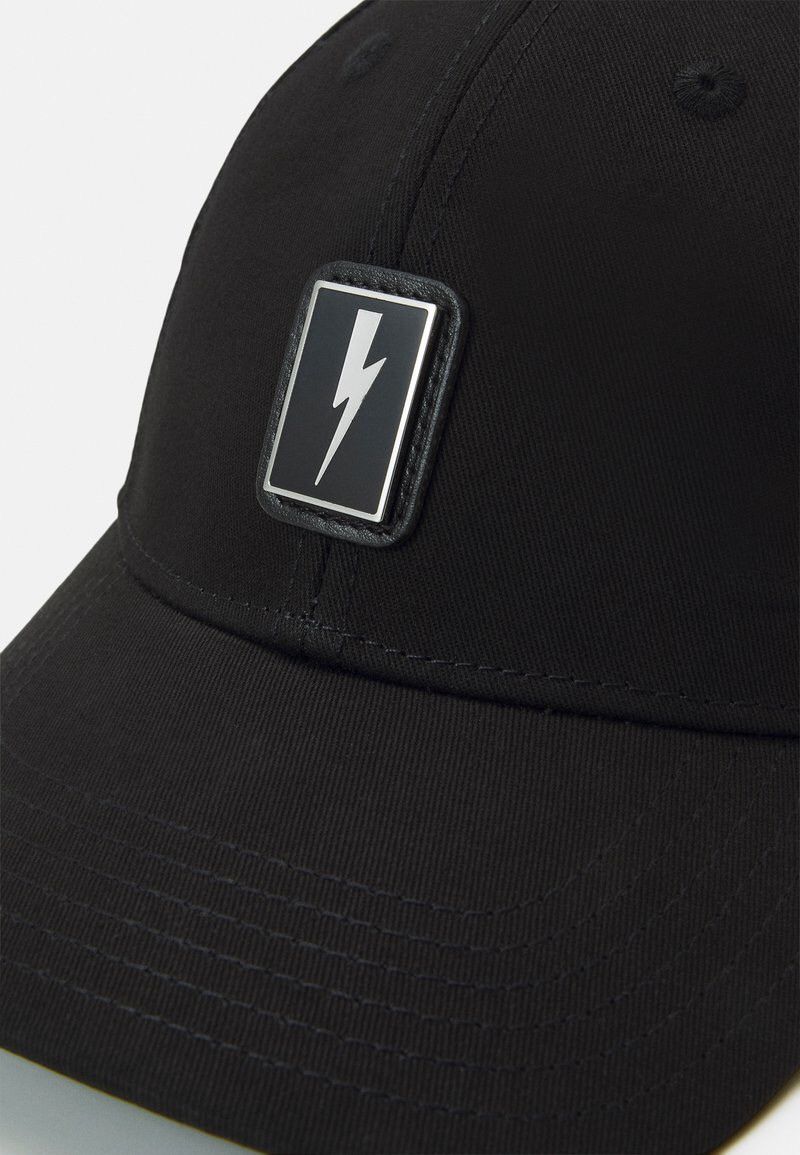Neil Barrett × Puma Neil Barrett cap/hat (Balenciaga,Supreme,Y-3,Moncler) Size ONE SIZE - 8 Thumbnail