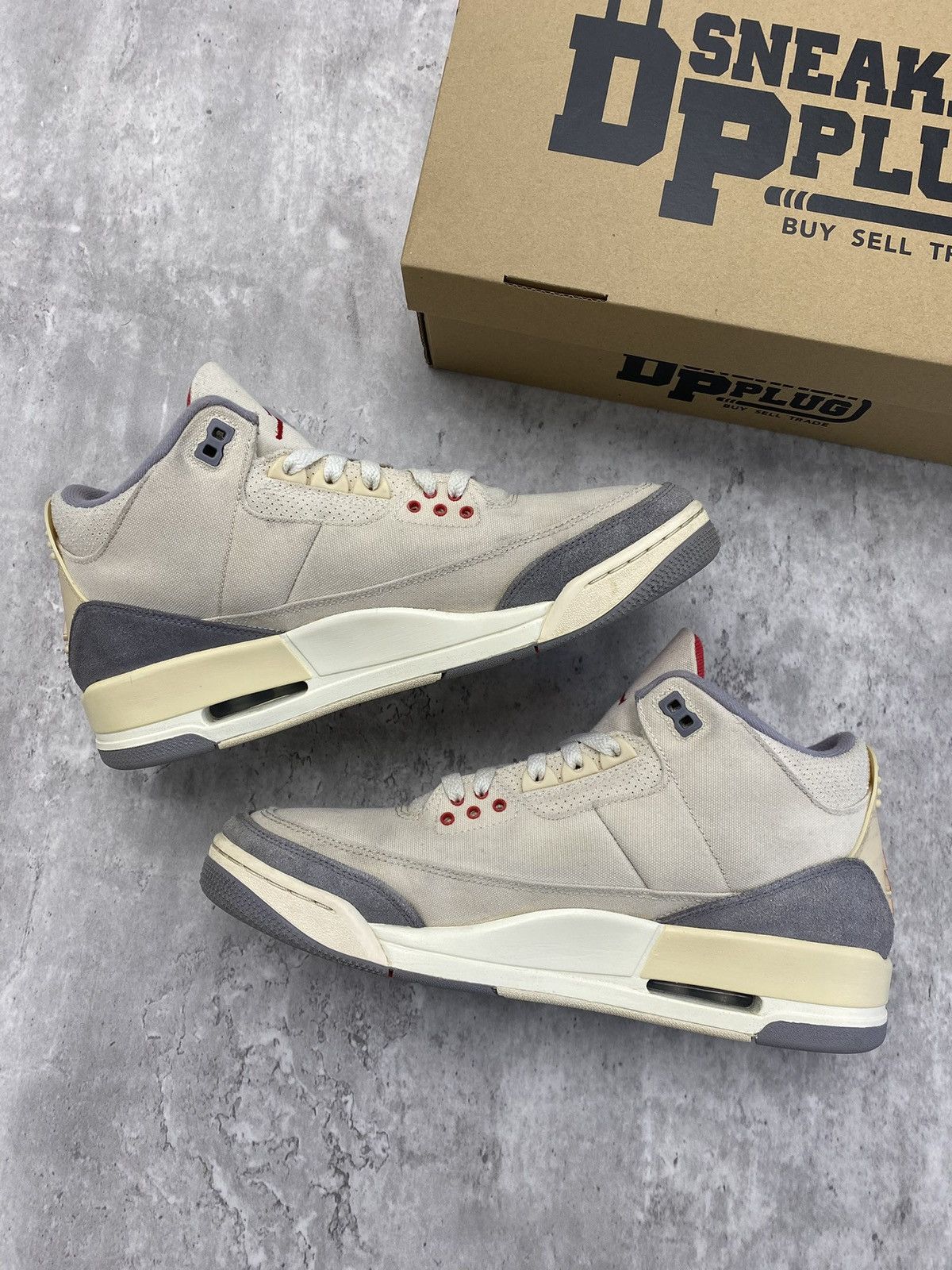 Jordan Brand Size 10.5M - Jordan 3 Retro “Muslin” Size US 10.5 / EU 43-44 - 2 Thumbnail