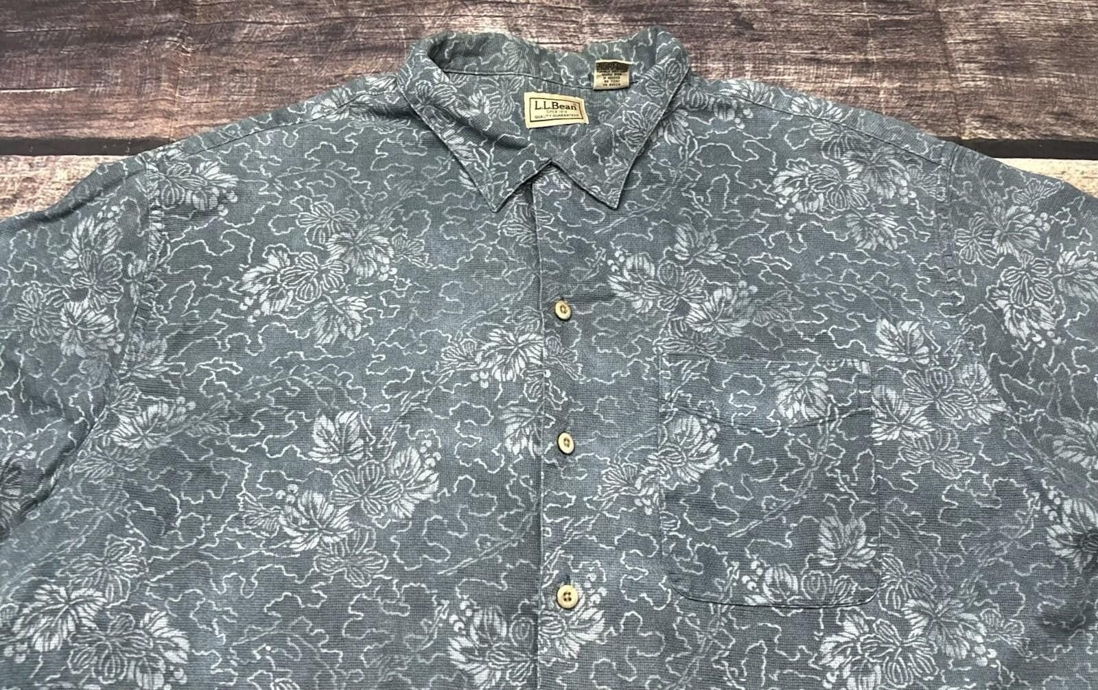 L.L. Bean LL Bean Shirt Mens XL Floral Geometric Button Up Beach Size US XL / EU 56 / 4 - 4 Thumbnail