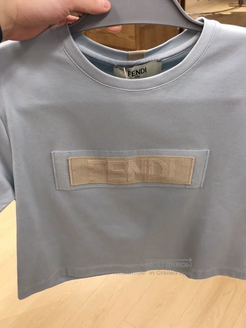 Fendi Fendi Short Sleeve Shirt Size XS / US 0-2 / IT 36-38 - 1 Thumbnail