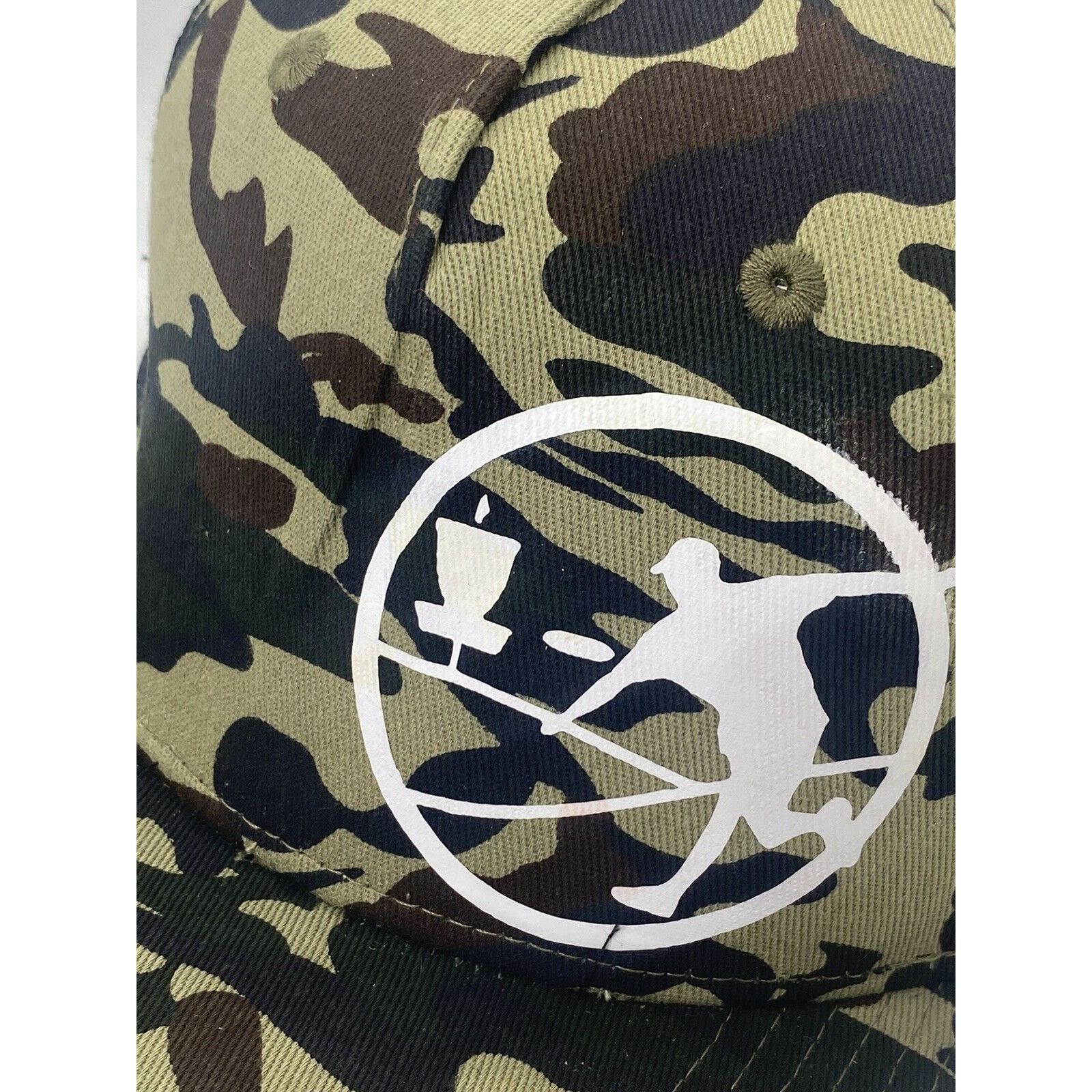 DISCOVERED Disc Golf THROWING DISC MAN CAMO Hat Trucker Cap Snap Back Size ONE SIZE - 2 Thumbnail